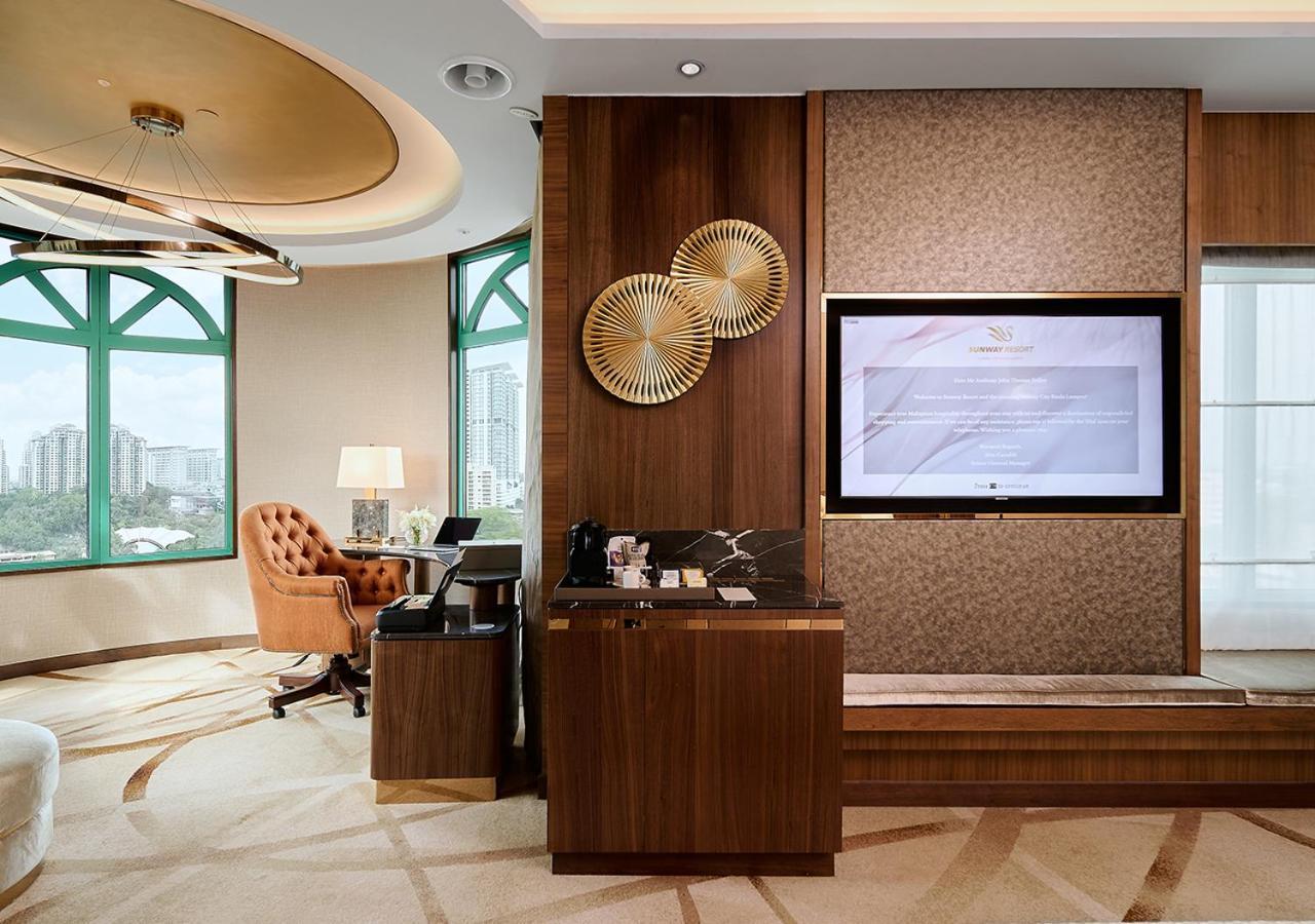 Sunway Resort Hotel Petaling Jaya Zewnętrze zdjęcie The office of the Chairman