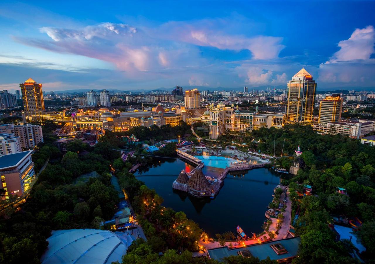 Sunway Resort Hotel Petaling Jaya Zewnętrze zdjęcie Putrajaya skyline